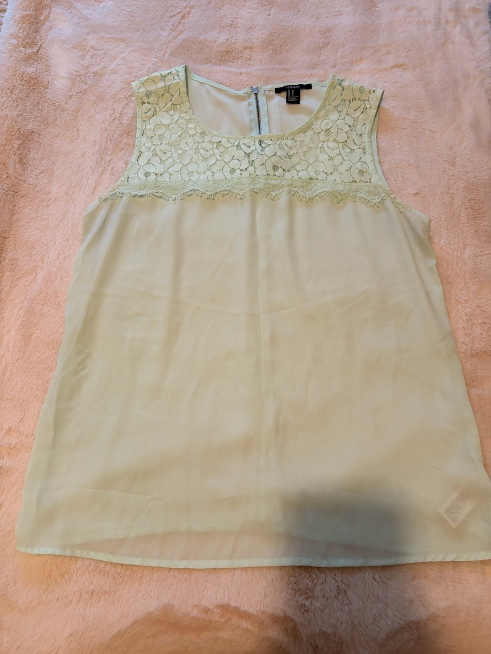 Forever 21 Mint Green Lace Sleeveless Blouse Women’s Chiffon Top